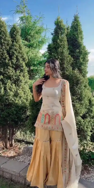 SRK 5150 White Color Pure Chinnon Silk Embroidery Sequence Salwar Suit Wedding, Party, Festive, Events Expected Delivery 4-6 Working Days @ 1999/- | Jump Suits, Casual Suits, Creative suits, Designer Suits, Palazzo Suits, Party Wear Suits, Patiala Suits, Salwar suit, Straight Suits