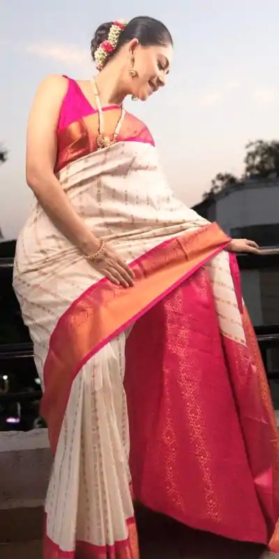 DDF SHRUTI 2 Golden Color Soft Lichi Silk Ordinary Design Rich Pallu Saree Casual, Party Wear, Events, Festivals Expected Delivery 4-6 Working @1499 | Bollywood Sarees, Creative Sarees, Designer Sarees, Embroidered Sarees, Ethnic Saree, Party Wear Sarees, Sarees