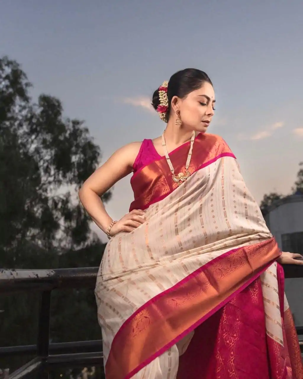 DDF SHRUTI 2 Golden Color Soft Lichi Silk Ordinary Design Rich Pallu Saree Casual, Party Wear, Events, Festivals Expected Delivery 4-6 Working @1499 | Bollywood Sarees, Creative Sarees, Designer Sarees, Embroidered Sarees, Ethnic Saree, Party Wear Sarees, Sarees