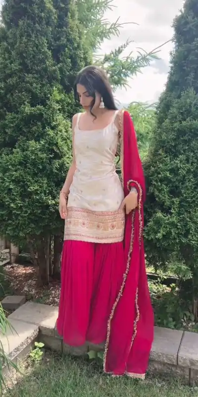 SRK 5177 White Color Georgette Embroidery Sequence Salwar Suit Wedding, Party, Festive, Events Expected Delivery 4-6 Working Days @ 1899/- | Jump Suits, Casual Suits, Creative suits, Designer Suits, Palazzo Suits, Party Wear Suits, Patiala Suits, Salwar suit, Straight Suits