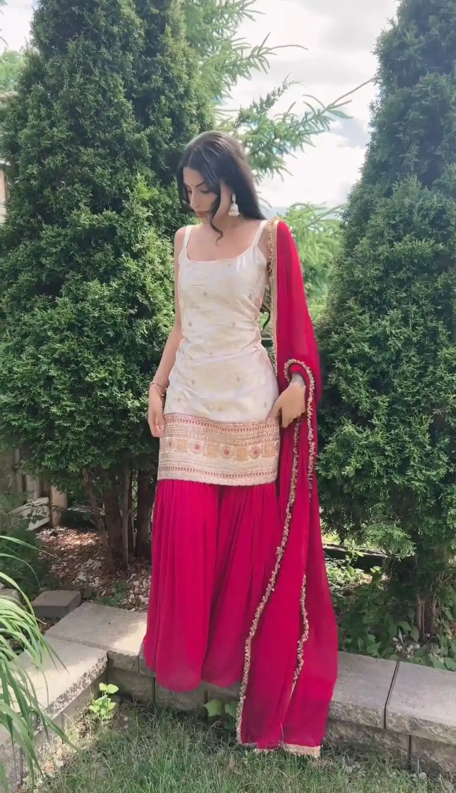 SRK 5177 White Color Georgette Embroidery Sequence Salwar Suit Wedding, Party, Festive, Events Expected Delivery 4-6 Working Days @ 1899/- | Jump Suits, Casual Suits, Creative suits, Designer Suits, Palazzo Suits, Party Wear Suits, Patiala Suits, Salwar suit, Straight Suits