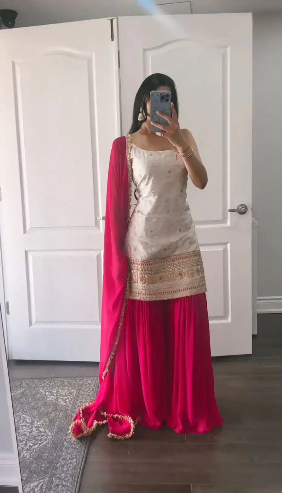 SRK 5177 White Color Georgette Embroidery Sequence Salwar Suit Wedding, Party, Festive, Events Expected Delivery 4-6 Working Days @ 1899/- | Jump Suits, Casual Suits, Creative suits, Designer Suits, Palazzo Suits, Party Wear Suits, Patiala Suits, Salwar suit, Straight Suits