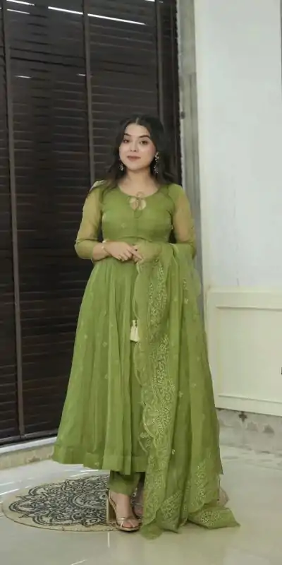 SRK 5184 Green Color Georgette Embroidery Work Salwar Suit Wedding, Party, Festive, Events Expected Delivery 4-6 Working Days @ 2049/- | Designer Suits, Jump Suits, Casual Suits, Creative suits, Palazzo Suits, Party Wear Suits, Patiala Suits, Salwar suit, Straight Suits
