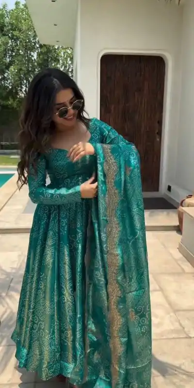 AD 172 Green Color Two Tone Banarasi Silk Digital Printed Gown Casual, Wedding, Party, Festive, Events Etc. Expected Delivery 4-6 Working Days @1999/- | Bollywood Gowns, Creative Gowns, Designer Gowns, Embroidered Gowns, Gowns, Party Wear Gowns