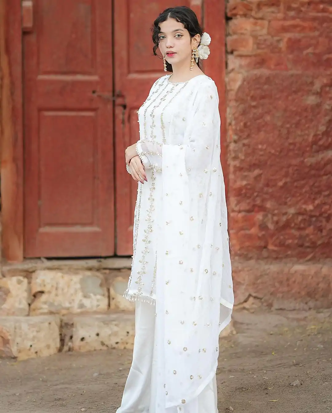 SRK 5121 White Color Georgette Heavy Sequence Embroidery Salwar Suit Wedding, Party, Festive, Events Expected Delivery 4-6 Working Days @ 1899/- | Jump Suits, Casual Suits, Creative suits, Designer Suits, Palazzo Suits, Party Wear Suits, Patiala Suits, Salwar suit, Straight Suits