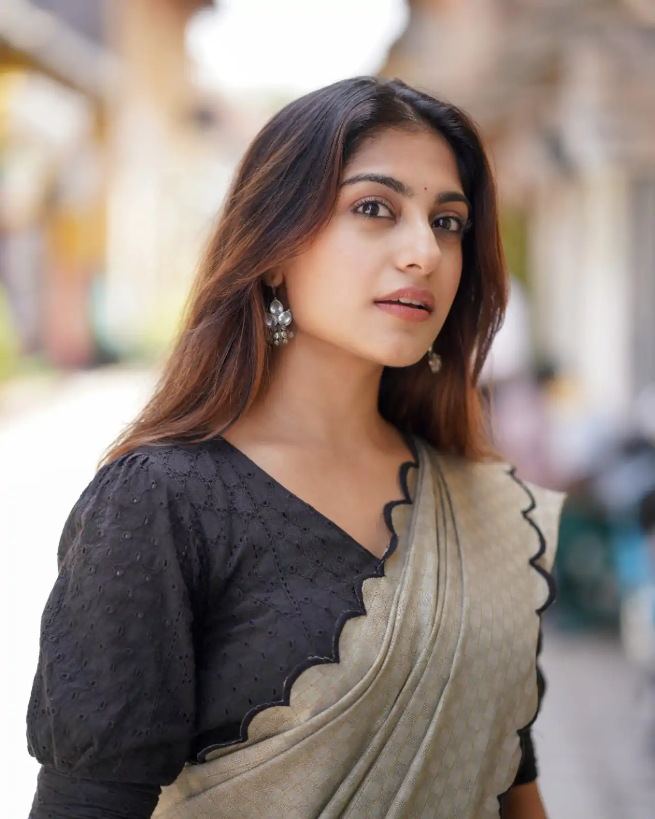 YNF 7105 Grey Color Cotton Lucknowi Work Saree Casual Party Wear, Wedding, Events Etc. Expected Delivery 4-6 Working Days @1749 | Bollywood Sarees, Creative Sarees, Designer Sarees, Embroidered Sarees, Ethnic Saree, Modern Digital sarees, Party Wear Sarees, Sarees