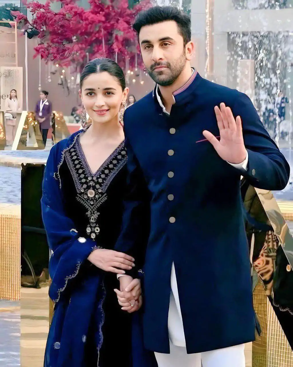  LG 1748 Navy Blue Alia Batt Ranbir Kapoor Velvet Party Wear Sharara Suit Wedding, Party, Festive, Events Etc.4-6 Working Days@ 2099/- only  | Jump Suits, Casual Suits, Creative suits, Designer Suits, Palazzo Suits, Party Wear Suits, Patiala Suits, Salwar suit, Straight Suits