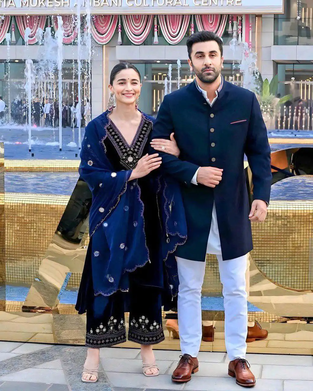 LG 1748 Navy Blue Alia Batt Ranbir Kapoor Velvet Party Wear Sharara Suit Wedding, Party, Festive, Events Etc.4-6 Working Days@ 2099/- only  | Jump Suits, Casual Suits, Creative suits, Designer Suits, Palazzo Suits, Party Wear Suits, Patiala Suits, Salwar suit, Straight Suits