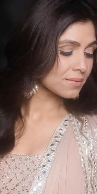 LG 1644 Peach or Lite Pink color Embroidery Work Saree With Koti Casual, Party Wear, Wedding, Events Etc.4-6 Working Days@ 1999/- only  | Bollywood Sarees, Creative Sarees, Designer Sarees, Embroidered Sarees, Ethnic Saree, Modern Digital sarees, Party Wear Sarees, Sarees