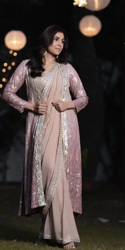 LG 1644 Peach or Lite Pink color Embroidery Work Saree With Koti Casual, Party Wear, Wedding, Events Etc.4-6 Working Days@ 1999/- only  | Bollywood Sarees, Creative Sarees, Designer Sarees, Embroidered Sarees, Ethnic Saree, Modern Digital sarees, Party Wear Sarees, Sarees