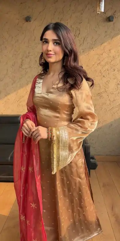 LG 1917 Creamy Color Jimmy Choo Heavy Sequence Embroidery Work Salwar Suit Casual, Wedding, Party, Festive, Events Etc.4-6 Working Days@ 2099/-only | Jump Suits, Casual Suits, Creative suits, Designer Suits, Palazzo Suits, Party Wear Suits, Patiala Suits, Salwar suit, Straight Suits