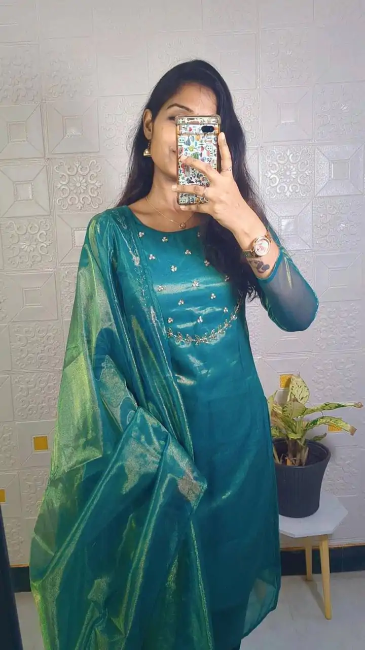 MF 788 Green Color Heavy Twill Golden Shining Fabric Kurti Casual, Wedding, Party, Festive, Events Etc. Expected Delivery 4-6 Working Days @1349/- | Bollywood Kurti, Creative Kurtis, Designer Kurti, Kurti, Party Wear Kurti, Selfie Kurti