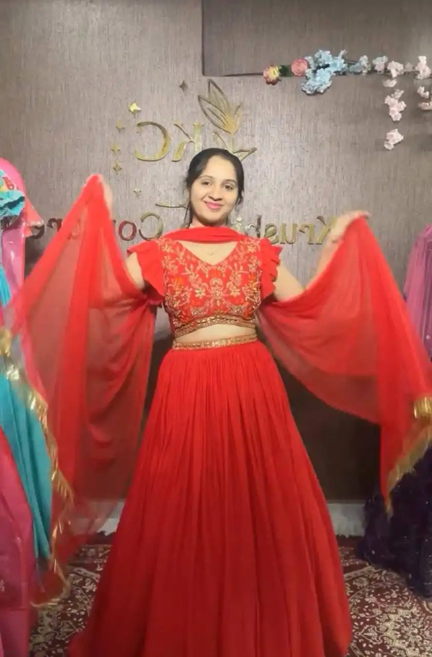 PC 333 Red Color Fox Georgette Embroidery Thread Work With Hand Pasting Mirror Lehenga Choli Wedding, Party, Festive, Events Delivery 4-6 Working Days @2129 | Bollywood Lehenga, Creative Lehenga, Designer Lehenga, Embroidered Lehenga, Lehenga, Party Wear Lehenga