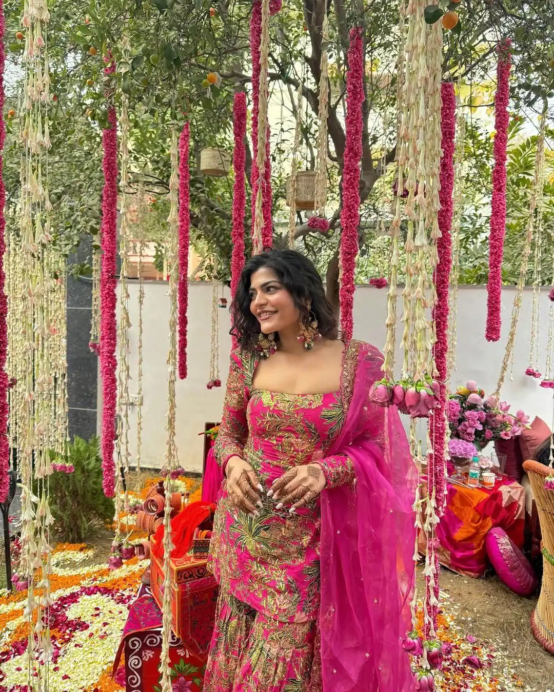 BD 1731 Pink Silk- Faux Georgette Digital Print Salwar Suit Casual, Wedding, Party, Festive, Events Etc.4-6 Working Days@ 1999/-only | Designer Suits, Jump Suits, Casual Suits, Creative suits, Palazzo Suits, Party Wear Suits, Patiala Suits, Salwar suit, Straight Suits