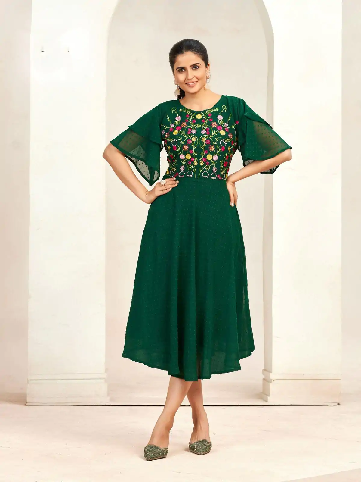 INLI Sensations Green Color Georgette Butti Embroidery Thread Work Gown , Wedding, Party, Festive, Events Etc. Expected Delivery 4-6 Working Days @1549/ | Bollywood Gowns, Creative Gowns, Designer Gowns, Embroidered Gowns, Gowns, Party Wear Gowns