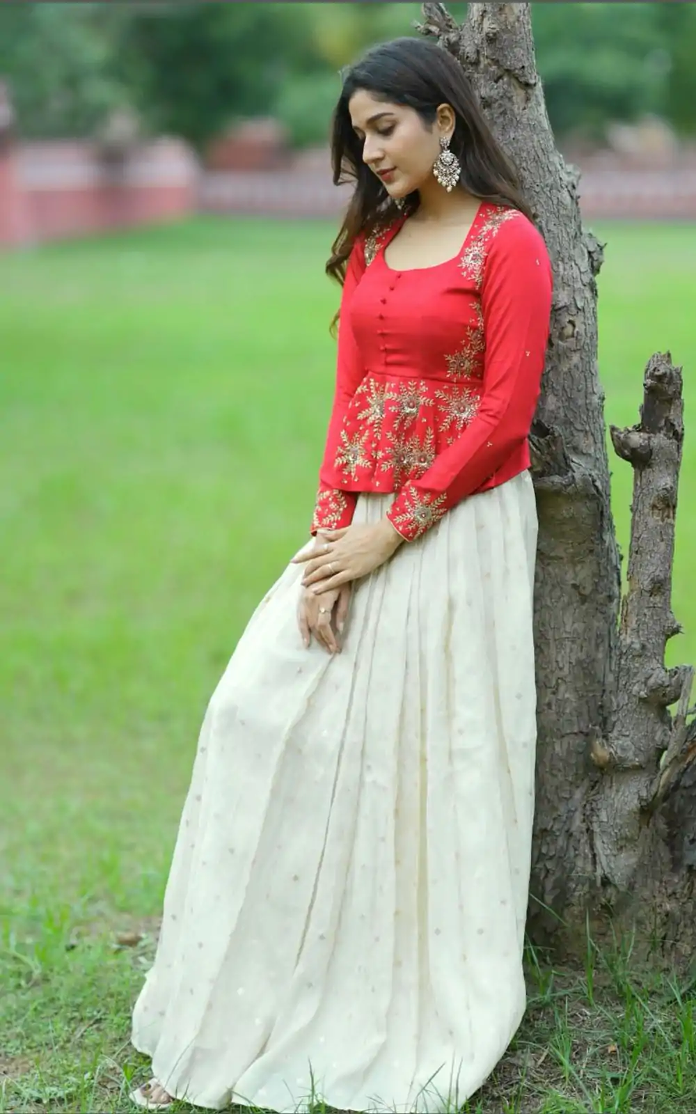 PC 496 White Red Color Chinon Thread Sequence Lehenga Choli Casual, Wedding, Festive, Events . Expected Delivery  4-6 Working Days @2049/- only                                                                                                                                             | Bollywood Lehenga, Creative Lehenga, Designer Lehenga, Embroidered Lehenga, Lehenga, Party Wear Lehenga