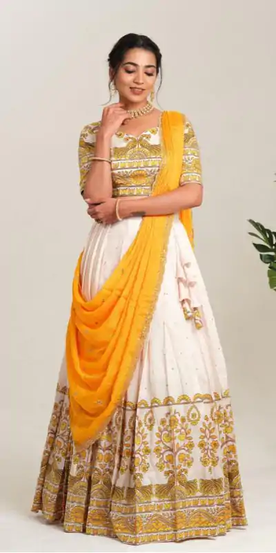 PC 504 Yellow Color Cotton Kalamkari Print Lehenga Choli Wedding, Party, Festival, Events Etc. Delivery 4-6 Working Days @2149/- | Bollywood Lehenga, Creative Lehenga, Designer Lehenga, Embroidered Lehenga, Lehenga, Party Wear Lehenga