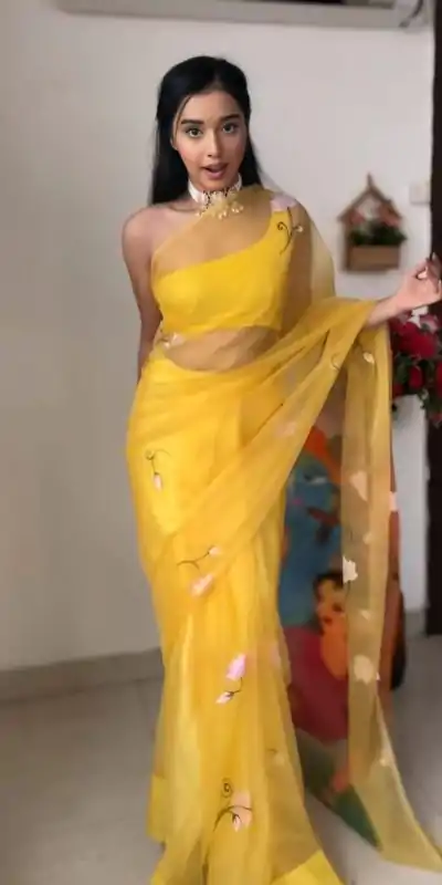 SC 237 Yellow Color Soft Organza Silk Ready To Wear Saree Casual, Wedding, Festive, Events . Expected Delivery  4-6 Working Days @1549/- only                                                                                                                                             | Bollywood Sarees, Creative Sarees, Designer Sarees, Embroidered Sarees, Ethnic Saree, Modern Digital sarees, Party Wear Sarees, Sarees
