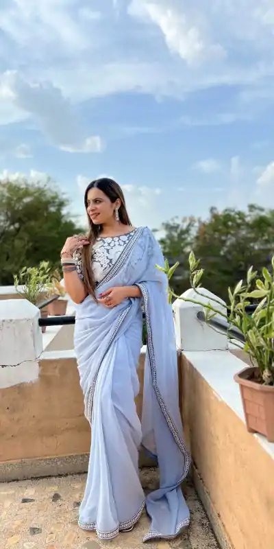 JR 572 Light Purple Color Georgette Embroidery Work Lace Saree Casual, Wedding, Festive, Events . Expected Delivery  4-6 Working Days @1549/- only                                                                                                                                             | Bollywood Sarees, Creative Sarees, Designer Sarees, Embroidered Sarees, Ethnic Saree, Modern Digital sarees, Party Wear Sarees, Sarees