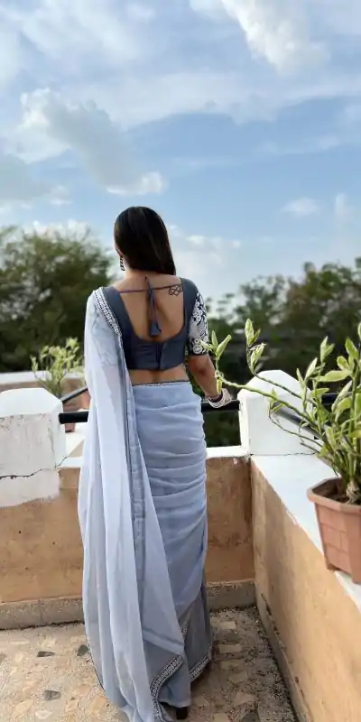 JR 572 Light Purple Color Georgette Embroidery Work Lace Saree Casual, Wedding, Festive, Events . Expected Delivery  4-6 Working Days @1549/- only                                                                                                                                             | Bollywood Sarees, Creative Sarees, Designer Sarees, Embroidered Sarees, Ethnic Saree, Modern Digital sarees, Party Wear Sarees, Sarees