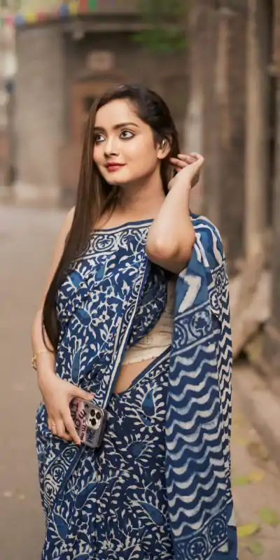 SC 404 Blue Color Soft Linen Silk Digital Print Saree Casual, Wedding, Festive, Events . Expected Delivery  4-6 Working Days @1599/- only                                                                                                                                           | Bollywood Sarees, Creative Sarees, Designer Sarees, Embroidered Sarees, Ethnic Saree, Modern Digital sarees, Party Wear Sarees, Sarees