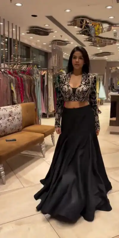 RTC 6488 Black Color Tapeta Silk Thread With Sequence Lehenga Choli Casual, Wedding, Party, Festive, Events Etc.4-6 Working Days @2149/- Only | Bollywood Lehenga, Creative Lehenga, Designer Lehenga, Embroidered Lehenga, Lehenga, Party Wear Lehenga