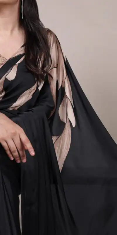 YNF 7054 Black Color Satin Silk Floral Printed Saree Casual, Wedding, Festive, Events . Expected Delivery  4-6 Working Days @1549/- only                                                                                | Bollywood Sarees, Creative Sarees, Designer Sarees, Embroidered Sarees, Ethnic Saree, Modern Digital sarees, Party Wear Sarees, Sarees
