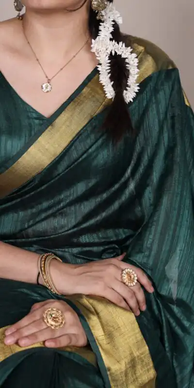 YNF 7903 Green Color Raw Silk Zari Weaving Work Saree Casual, Wedding, Festive, Events . Expected Delivery  4-6 Working Days @1699/- only                                                                                | Bollywood Sarees, Creative Sarees, Designer Sarees, Embroidered Sarees, Ethnic Saree, Modern Digital sarees, Party Wear Sarees, Sarees