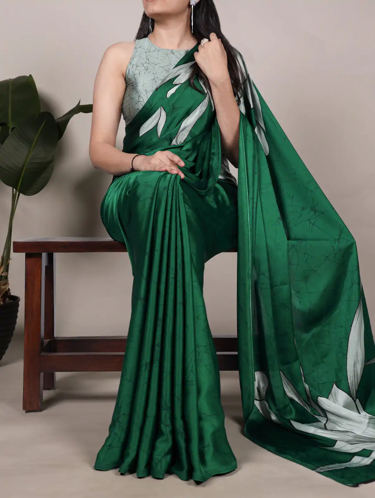 YNF 7054 Green Color Satin Silk Floral Printed Saree Casual, Wedding, Festive, Events . Expected Delivery  4-6 Working Days @1549/- only                                                                                | Bollywood Sarees, Creative Sarees, Designer Sarees, Embroidered Sarees, Ethnic Saree, Modern Digital sarees, Party Wear Sarees, Sarees