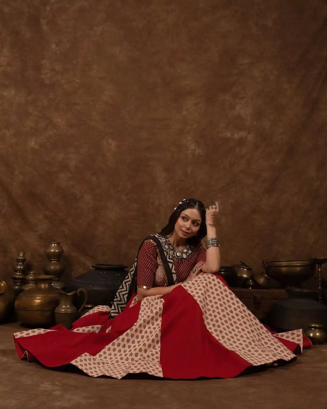 LG 644 Red Color Printed Polly Reyon Lehenga Choli Wedding, Party, Festive, Events Etc. Delivery 4-6 Working Days Rs 1999 | Bollywood Lehenga, Creative Lehenga, Designer Lehenga, Embroidered Lehenga, Lehenga, Party Wear Lehenga