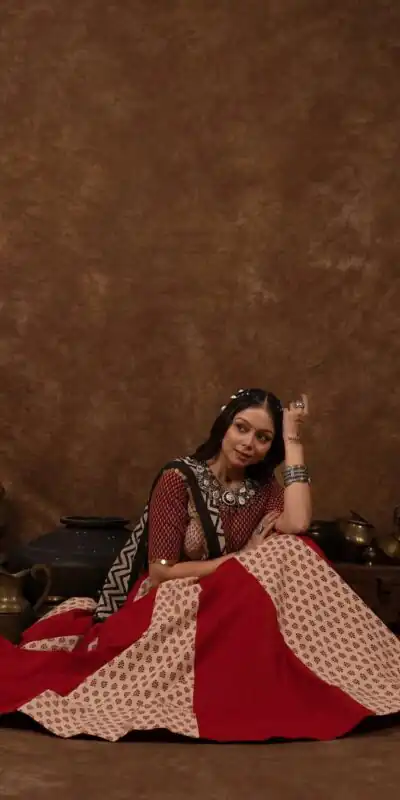 LG 644 Red Color Printed Polly Reyon Lehenga Choli Wedding, Party, Festive, Events Etc. Delivery 4-6 Working Days Rs 1999 | Bollywood Lehenga, Creative Lehenga, Designer Lehenga, Embroidered Lehenga, Lehenga, Party Wear Lehenga