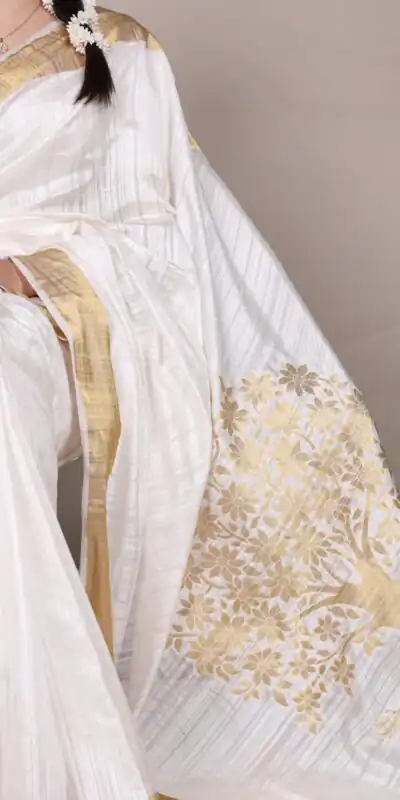 YNF 7903 White Color Raw Silk Zari Weaving Work Saree Casual, Wedding, Festive, Events . Expected Delivery  4-6 Working Days @1699/- only                                                                                | Bollywood Sarees, Creative Sarees, Designer Sarees, Embroidered Sarees, Ethnic Saree, Modern Digital sarees, Party Wear Sarees, Sarees