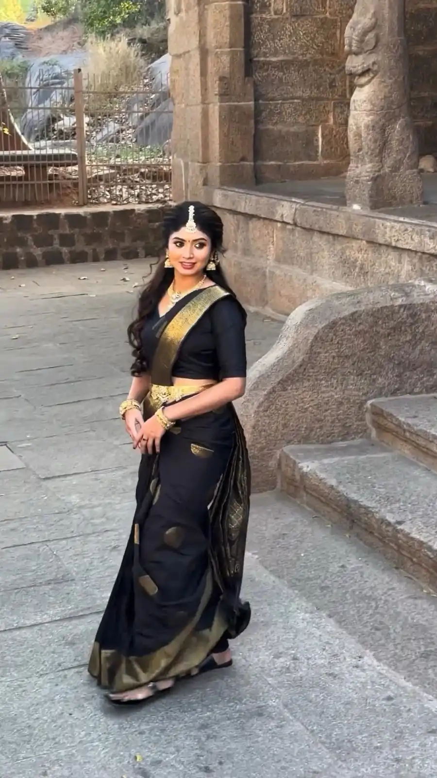 KP 5095 Butti Black Color Jacquard With Designer Work All Over Saree . Exclusive Offer ₹1344. Delivery 4-6 Working Days. Shop now. | Bollywood Sarees, Creative Sarees, Designer Sarees, Embroidered Sarees, Ethnic Saree, Modern Digital sarees, Party Wear Sarees, Sarees