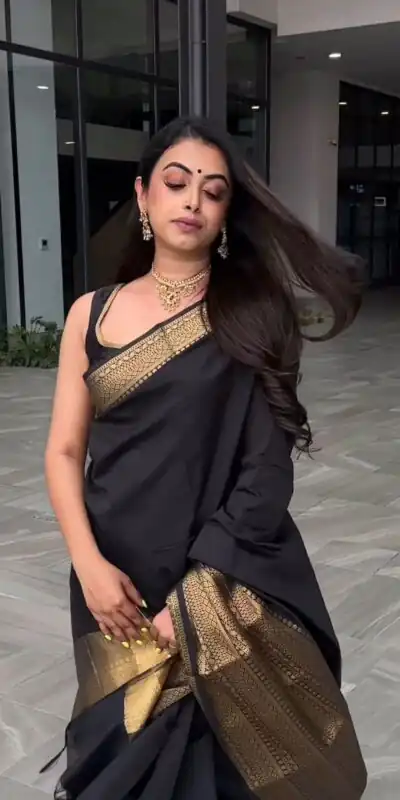 KP 5095 Black Color Jacquard With Designer Work All Over Saree . Exclusive Offer ₹1344. Delivery 4-6 Working Days. Shop now. | Bollywood Sarees, Creative Sarees, Designer Sarees, Embroidered Sarees, Ethnic Saree, Modern Digital sarees, Party Wear Sarees, Sarees