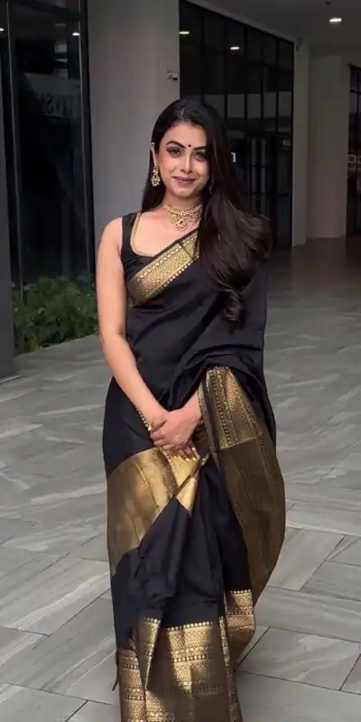 KP 5095 Black Color Jacquard With Designer Work All Over Saree . Exclusive Offer ₹1344. Delivery 4-6 Working Days. Shop now. | Bollywood Sarees, Creative Sarees, Designer Sarees, Embroidered Sarees, Ethnic Saree, Modern Digital sarees, Party Wear Sarees, Sarees