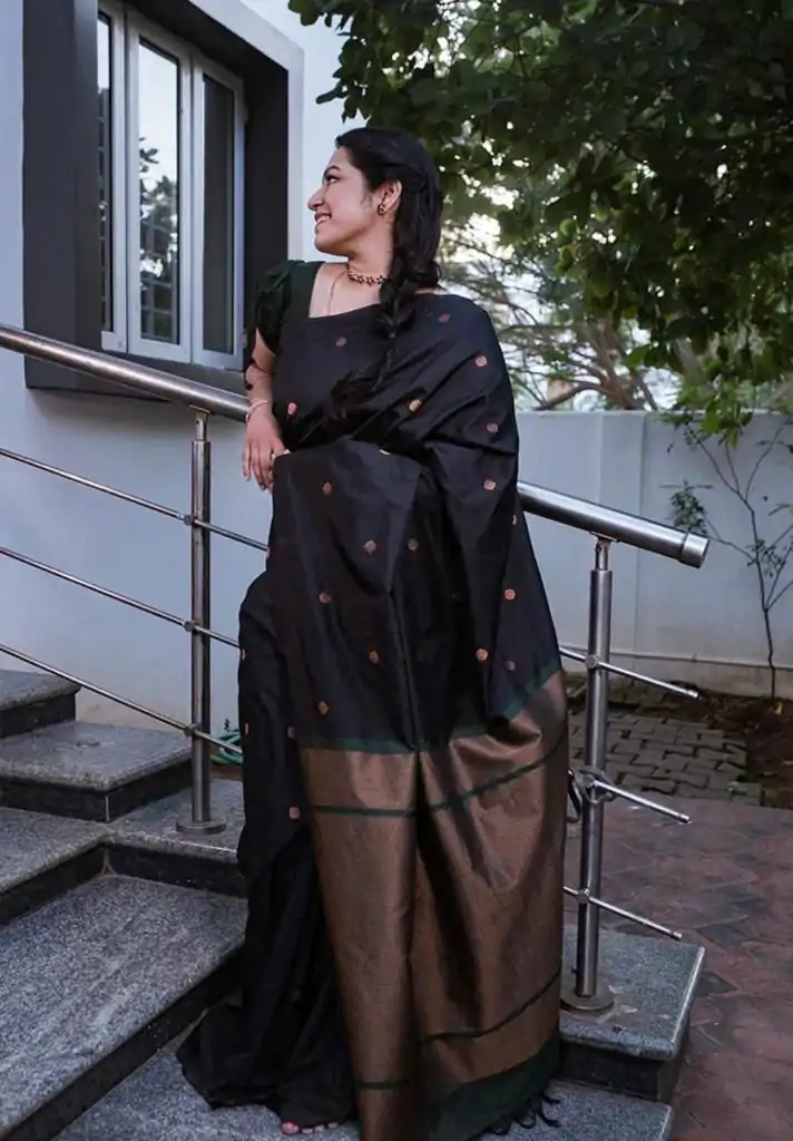 KP 5000 Black Soft Lichi Silk Saree with Designer Work. Wedding, Party, Festive, Events, Now at just ₹1249. Delivery 4-6 Working Days. Shop now. | Bollywood Sarees, Creative Sarees, Designer Sarees, Embroidered Sarees, Ethnic Saree, Modern Digital sarees, Party Wear Sarees, Sarees