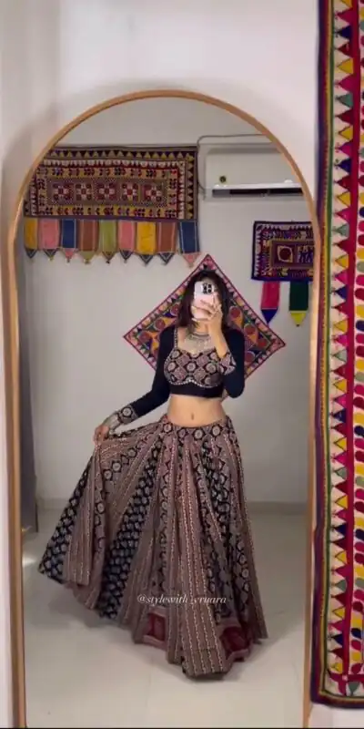LG 649 Black Color Rayon Lehenga Choli With Lace Work & Cowrie Work. Now at just ₹1999. Delivery 4-6 Working Days. Shop now. | Bollywood Lehenga, Creative Lehenga, Designer Lehenga, Embroidered Lehenga, Lehenga, Party Wear Lehenga