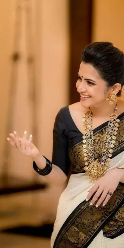 KP 3025 Black Soft Lichi Silk Saree Perfect for Wedding, Party, Baby Shower, Onam, Durga Puja . Available at ₹1449 only. Delivery 4-6 Working Days. | Bollywood Sarees, Creative Sarees, Designer Sarees, Embroidered Sarees, Ethnic Saree, Modern Digital sarees, Party Wear Sarees, Sarees