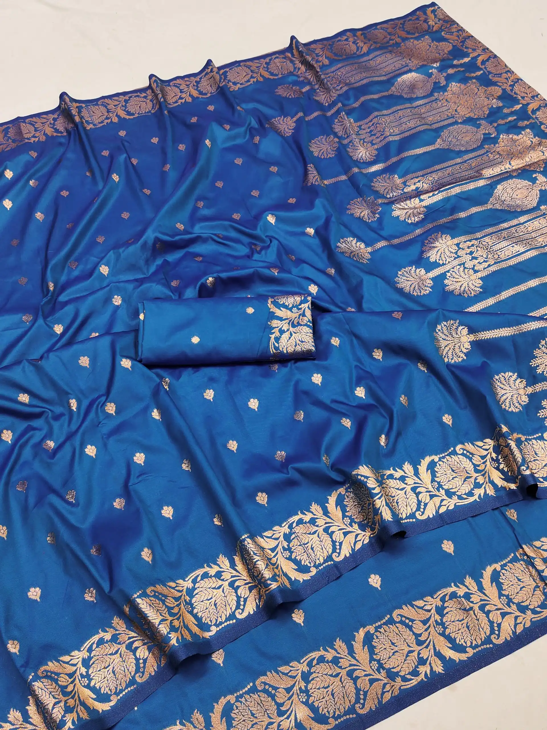 MB 171 Blue Banarasi Silk Saree Perfect for Wedding, Party, Holi, Pongal, Pooja –. Festive Deal ₹1849. Delivery 4-6 Working Days. Shop now. | Bollywood Sarees, Creative Sarees, Designer Sarees, Embroidered Sarees, Ethnic Saree, Modern Digital sarees, Party Wear Sarees, Sarees