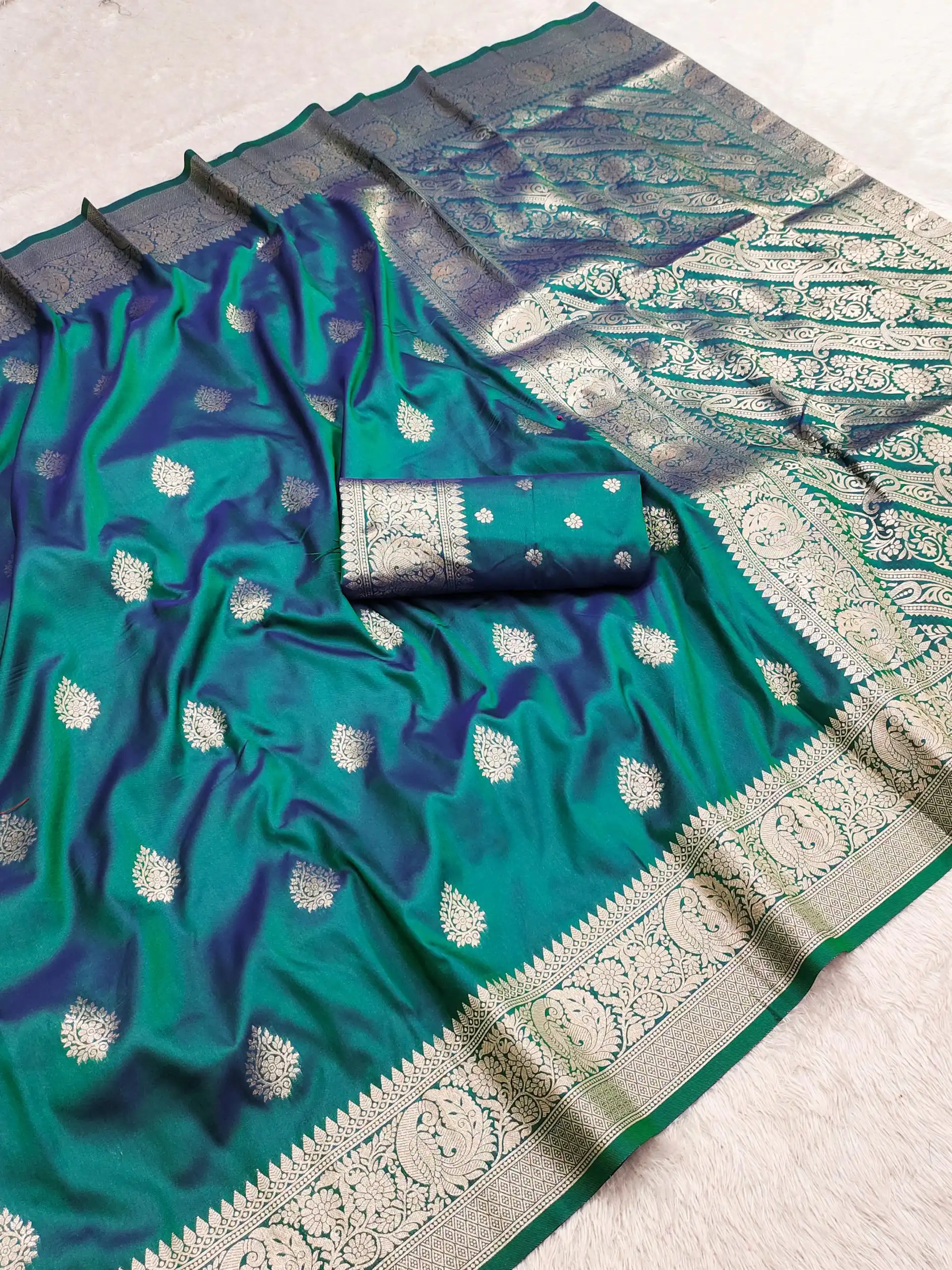 MB 3284 Firozi Soft Banarasi Cotton Silk Saree Perfect for Wedding, Party, Eid, Traditional Day, Haldi –. Get it for ₹1899. Delivery 4-6 Working Days. | Bollywood Sarees, Creative Sarees, Designer Sarees, Embroidered Sarees, Ethnic Saree, Modern Digital sarees, Party Wear Sarees, Sarees