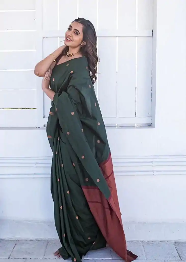 KP 5000 Green Soft Lichi Silk Saree with Designer Work. Wedding, Party, Festive, Events, Now at just ₹1249. Delivery 4-6 Working Days. Shop now. | Bollywood Sarees, Creative Sarees, Designer Sarees, Embroidered Sarees, Ethnic Saree, Modern Digital sarees, Party Wear Sarees, Sarees