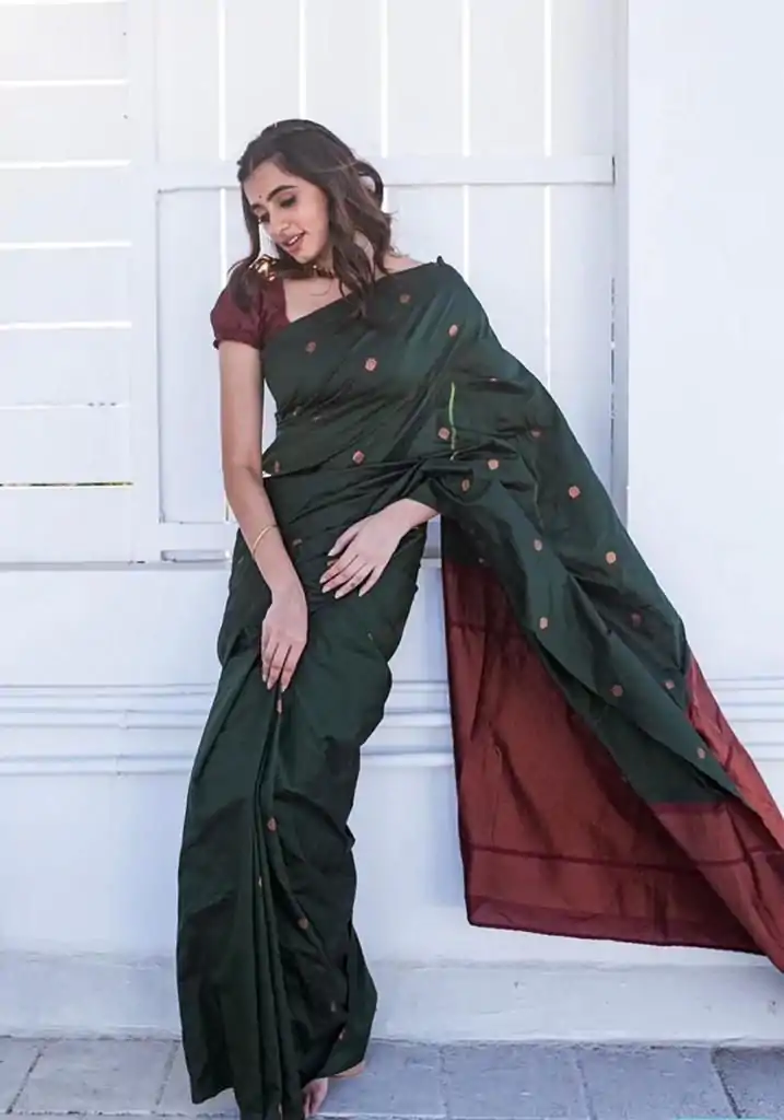 KP 5000 Green Soft Lichi Silk Saree with Designer Work. Wedding, Party, Festive, Events, Now at just ₹1249. Delivery 4-6 Working Days. Shop now. | Bollywood Sarees, Creative Sarees, Designer Sarees, Embroidered Sarees, Ethnic Saree, Modern Digital sarees, Party Wear Sarees, Sarees