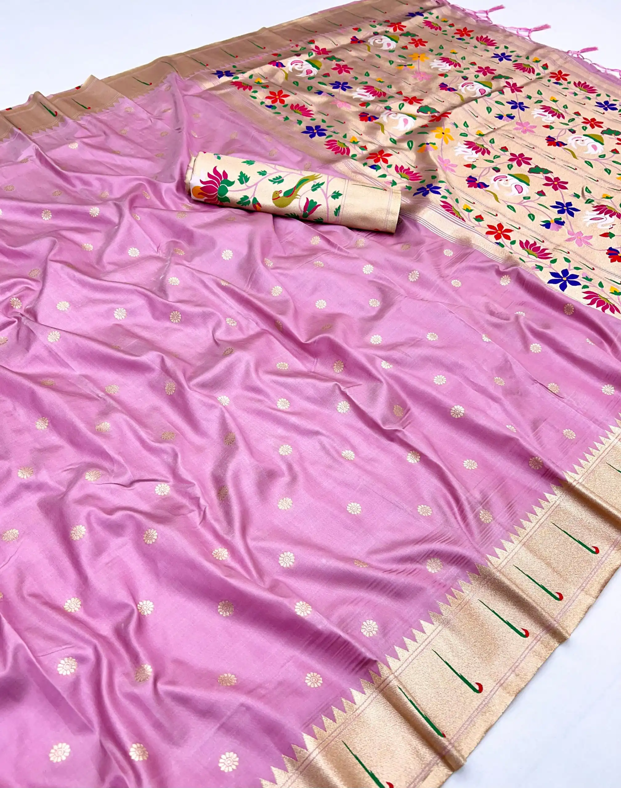 MB 150 Lavender A Pethani silk Saree Perfect for Wedding, Party, Baisakhi, Reception, Traditional Day – . Affordable Price ₹2549. Delivery 4-6 Working | Bollywood Sarees, Creative Sarees, Designer Sarees, Embroidered Sarees, Ethnic Saree, Modern Digital sarees, Party Wear Sarees, Sarees