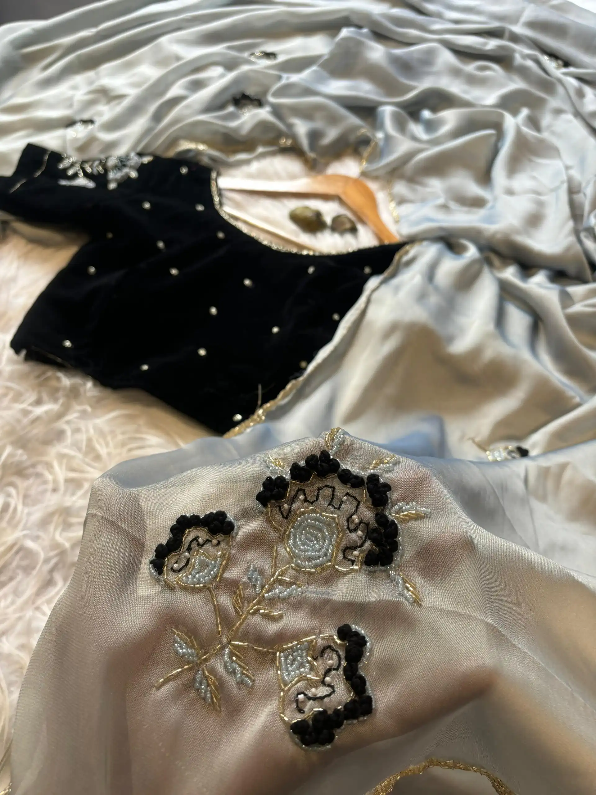 AC AZAELEA Light Grey Rangoli Silk Lace Work & Resham Work Saree with . Exclusive Offer ₹2549. Delivery 4-6 Working Days. Shop now. | Bollywood Sarees, Creative Sarees, Designer Sarees, Embroidered Sarees, Ethnic Saree, Modern Digital sarees, Party Wear Sarees, Sarees