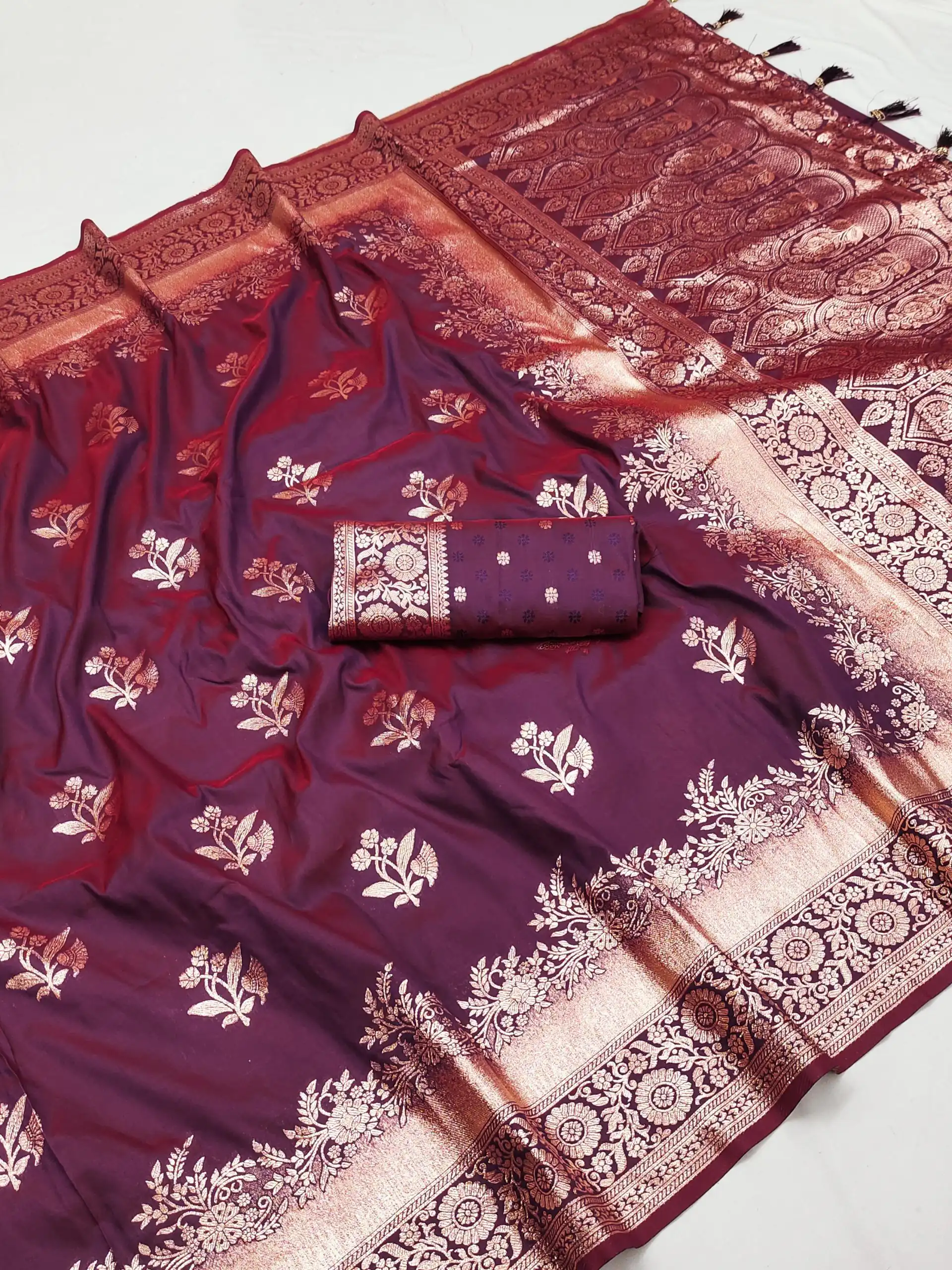 MB 39 Maroon in Color Banarasi silk Zari Work & Lace Work Saree . Introductory Price ₹1999. Delivery 4-6 Working Days. Shop now. | Bollywood Sarees, Creative Sarees, Designer Sarees, Embroidered Sarees, Ethnic Saree, Modern Digital sarees, Party Wear Sarees, Sarees