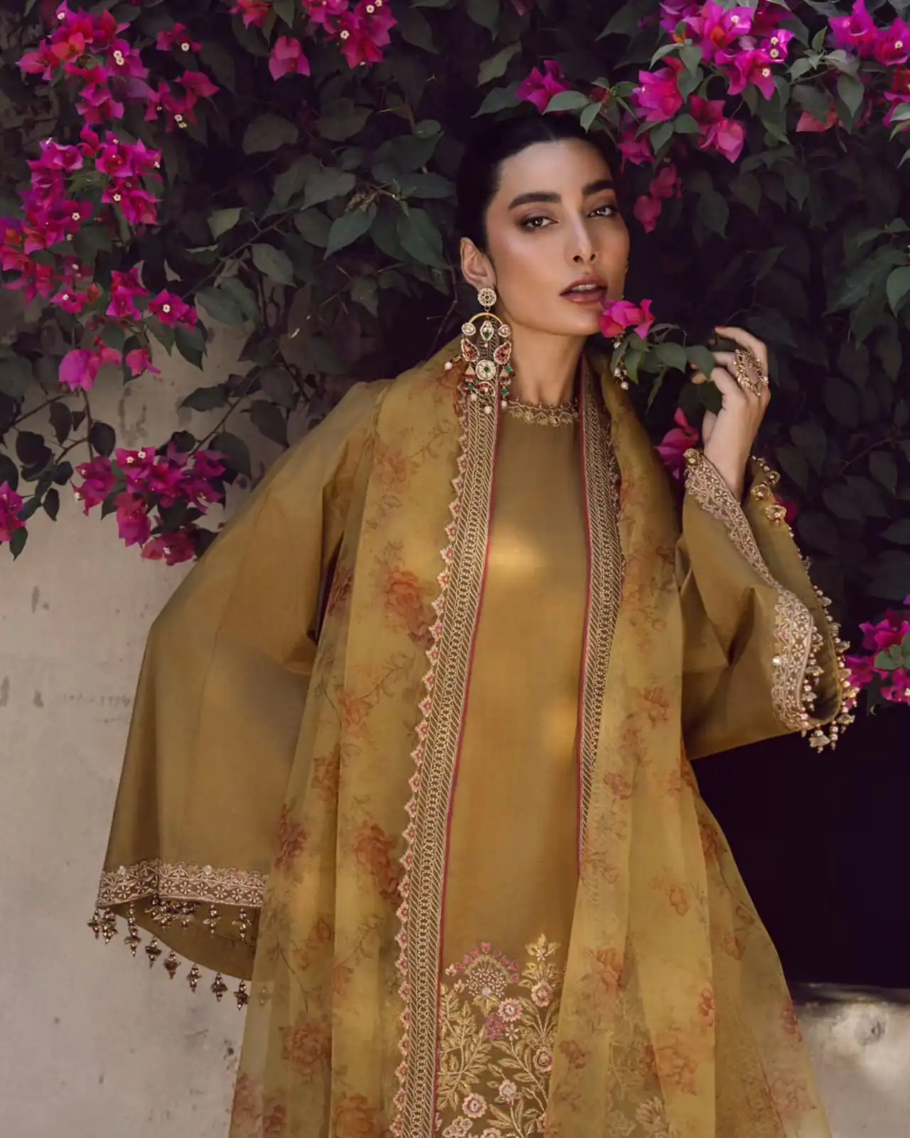 SSR 515 Mustard French Crep Silk With Embroidery Sequence Work with Digital Print & Lace Work Salwar Suit at ₹2099 only. Delivery 4-6 Days | Designer Suits, Jump Suits, Casual Suits, Creative suits, Palazzo Suits, Party Wear Suits, Patiala Suits, Salwar suit, Straight Suits