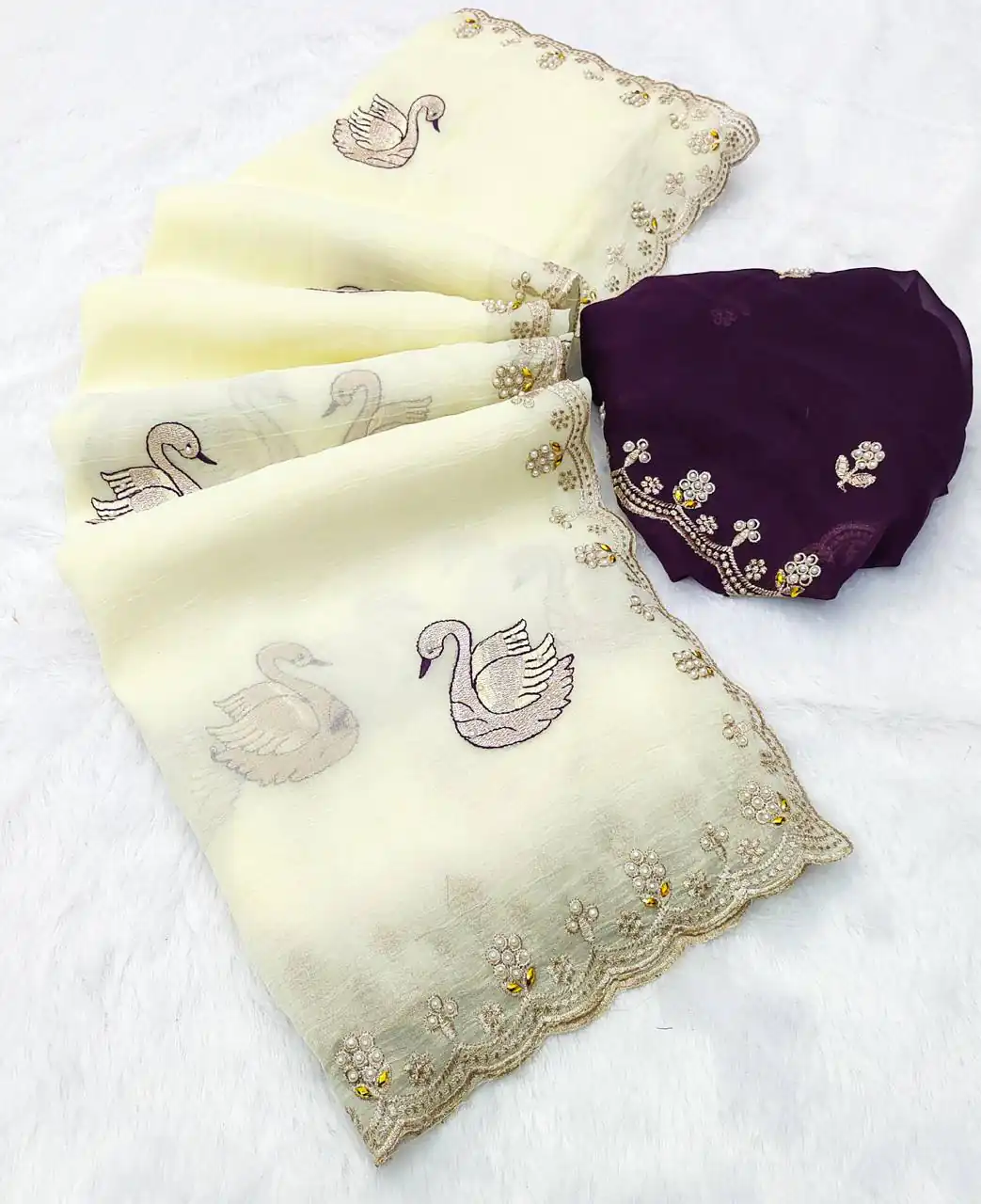 BT 1284 Off White Crunchy Chiffon Saree Perfect for Wedding, Party, Ethnic Day, Ganesh Chaturthi, Sangeet . Best Price ₹1799. Delivery 4-6 Working Days | Bollywood Sarees, Creative Sarees, Designer Sarees, Embroidered Sarees, Ethnic Saree, Modern Digital sarees, Party Wear Sarees, Sarees