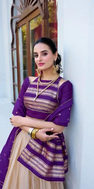 LNB 1908 Off White in Pure Chanderi Zari Work & Lace Work Lehenga Choli . Special Price ₹2099. Delivery 4-6 Working Days. Shop now. | Bollywood Lehenga, Creative Lehenga, Designer Lehenga, Embroidered Lehenga, Lehenga, Party Wear Lehenga