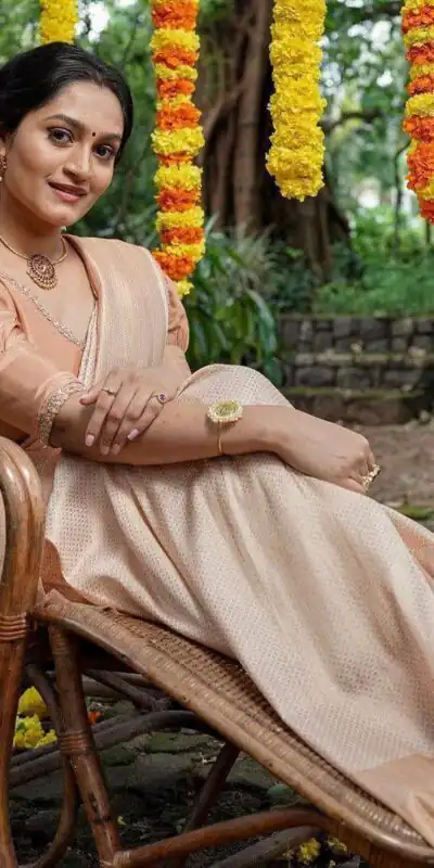 KP 4040 Off White Soft Lichi Silk Saree Perfect for Wedding, Party, Ethnic Day, Raksha Bandhan, Temple Visit Exclusive Offer ₹1299. Delivery 4-6 Working D | Bollywood Sarees, Creative Sarees, Designer Sarees, Embroidered Sarees, Ethnic Saree, Modern Digital sarees, Party Wear Sarees, Sarees