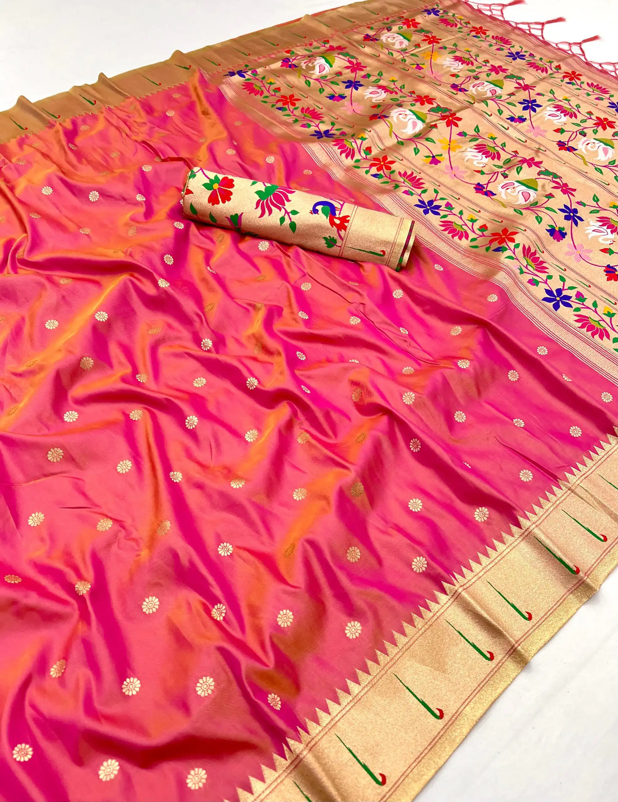 MB 150 Pink A Pethani silk Saree Perfect for Wedding, Party, Baisakhi, Reception, Traditional Day – . Affordable Price ₹2549. Delivery 4-6 Working | Bollywood Sarees, Creative Sarees, Designer Sarees, Embroidered Sarees, Ethnic Saree, Modern Digital sarees, Party Wear Sarees, Sarees